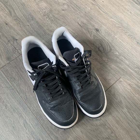Nike black white Air Force 1 AF 1 size 10 - Picture 3 of 6